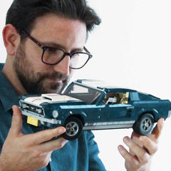 LEGO Ford Mustang GT roof panel removed to reveal cockpit access.