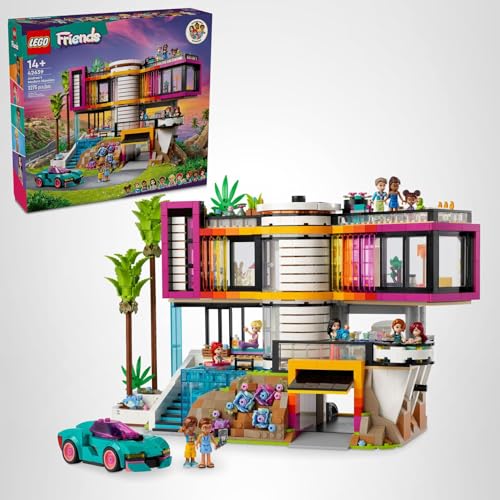 11 LEGO Friends characters expand storytelling opportunities in the mansion