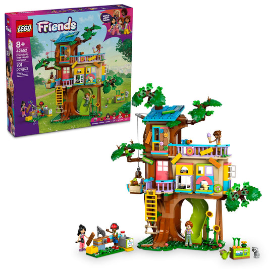 LEGO Friends Tree House Hangout exterior invites imaginative adventures.