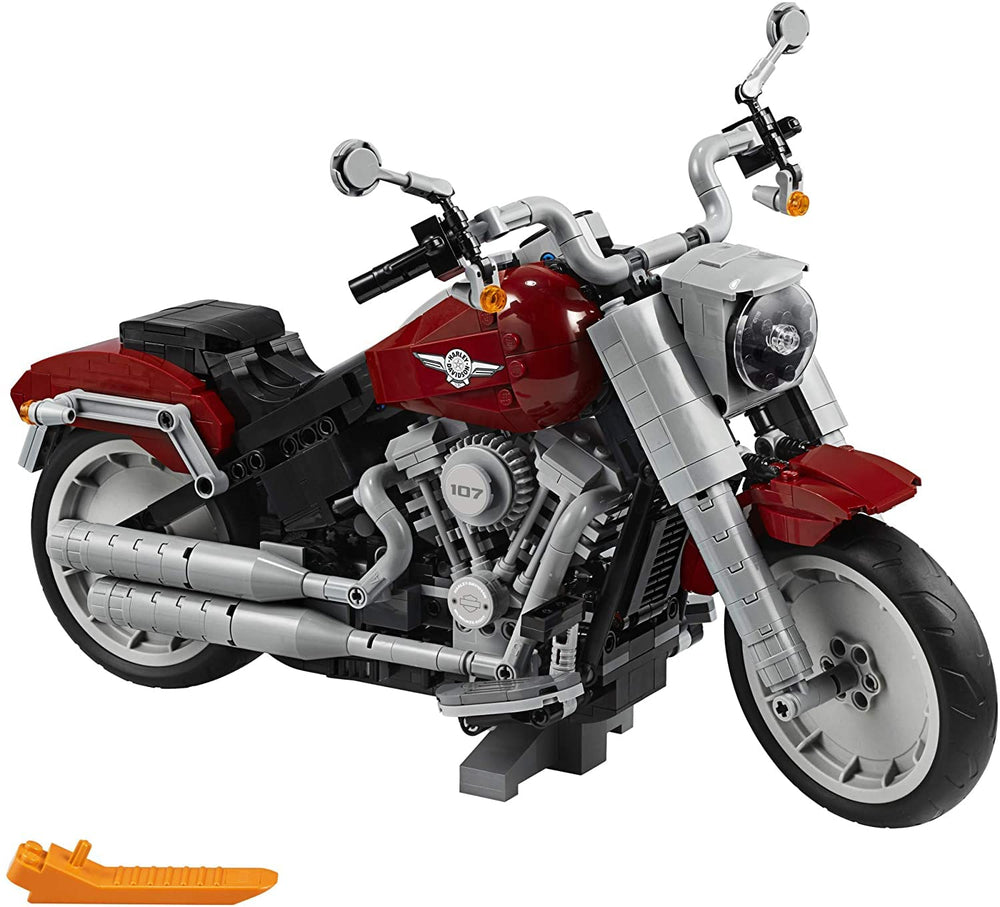 LEGO Harley-Davidson Fat Boy engine shows moving pistons for a lifelike build.