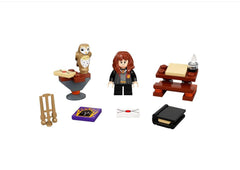 LEGO Harry Potter Hermione's Study Desk detail highlights tiny accessories for storytelling.