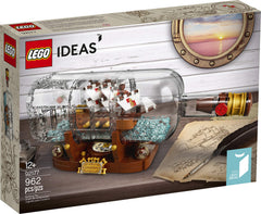 LEGO Ideas Ship in a Bottle sails and flag detail adds nautical charm.