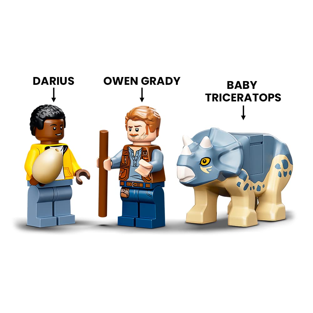 Drawing board and pointer accessory from LEGO Jurassic World 76940