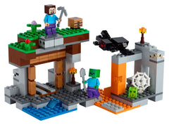 LEGO Minecraft The Abandoned Mine gravel collapse feature for dynamic play efficiency.