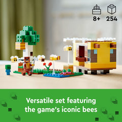 LEGO Minecraft Bee Cottage removable roof enables easy interior access.