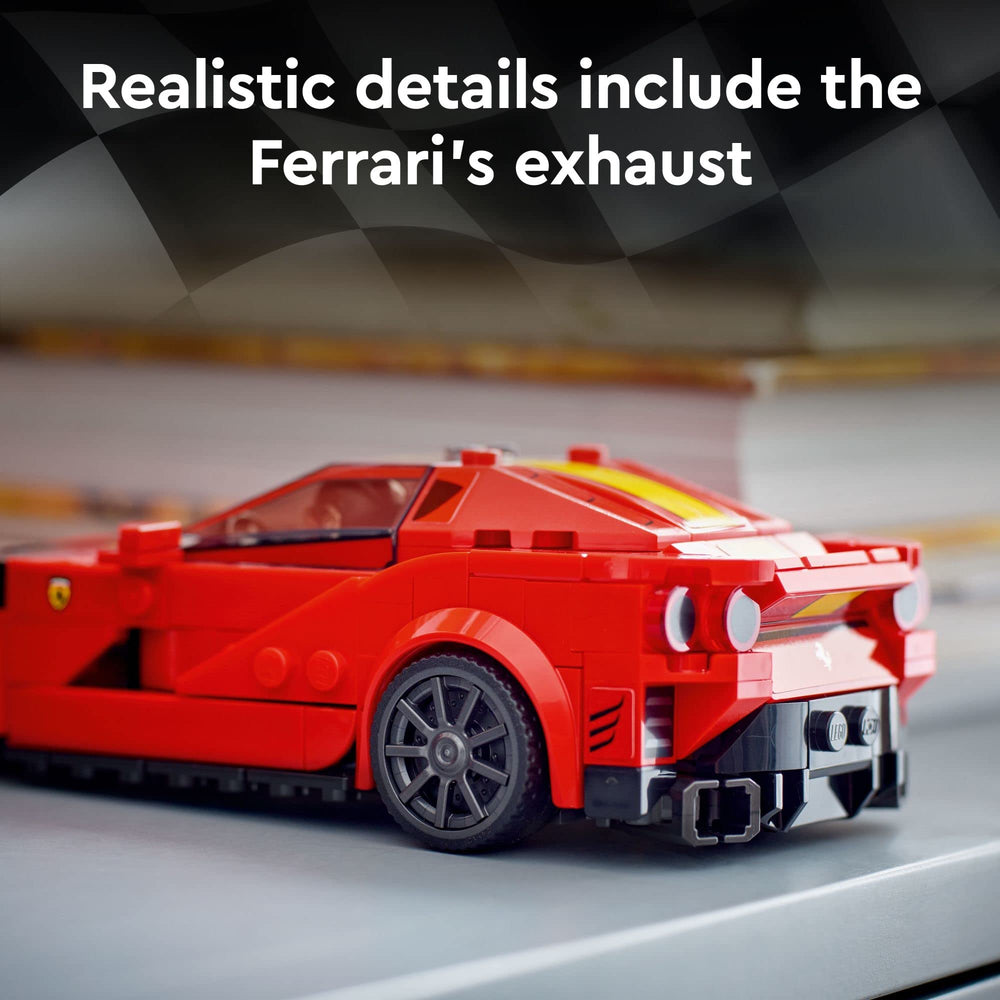 LEGO Speed Champions Ferrari 812 Competizione top view reveals proportions.