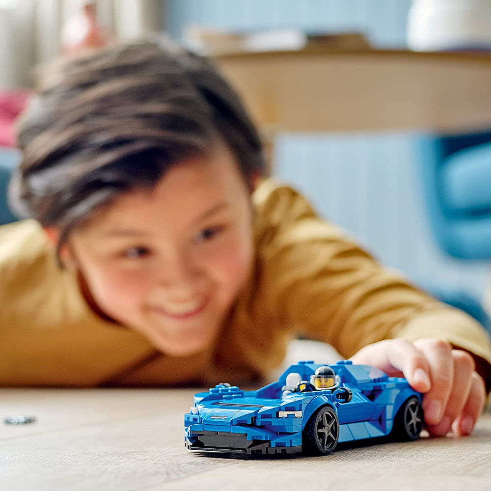 LEGO Speed Champions McLaren Elva 76902 rear quarter view reveals authentic detailing for enthusiasts.
