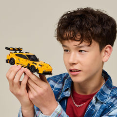 LEGO Speed Champions Porsche 911 GT3 RS minifigure driver in helmet for race storytelling