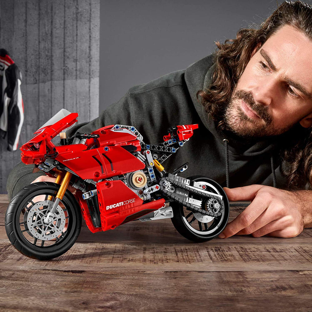 LEGO Technic Ducati Panigale V4 R 42107 dash and windshield detail cockpit look.