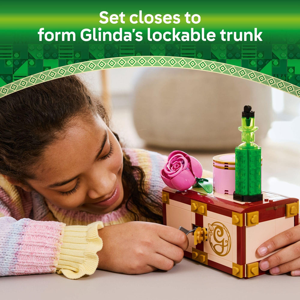 Wands, drawers, and decorative accessories for the dorm playset