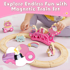 Lehoo Castle magnetic pieces enable easy linking for creative play.