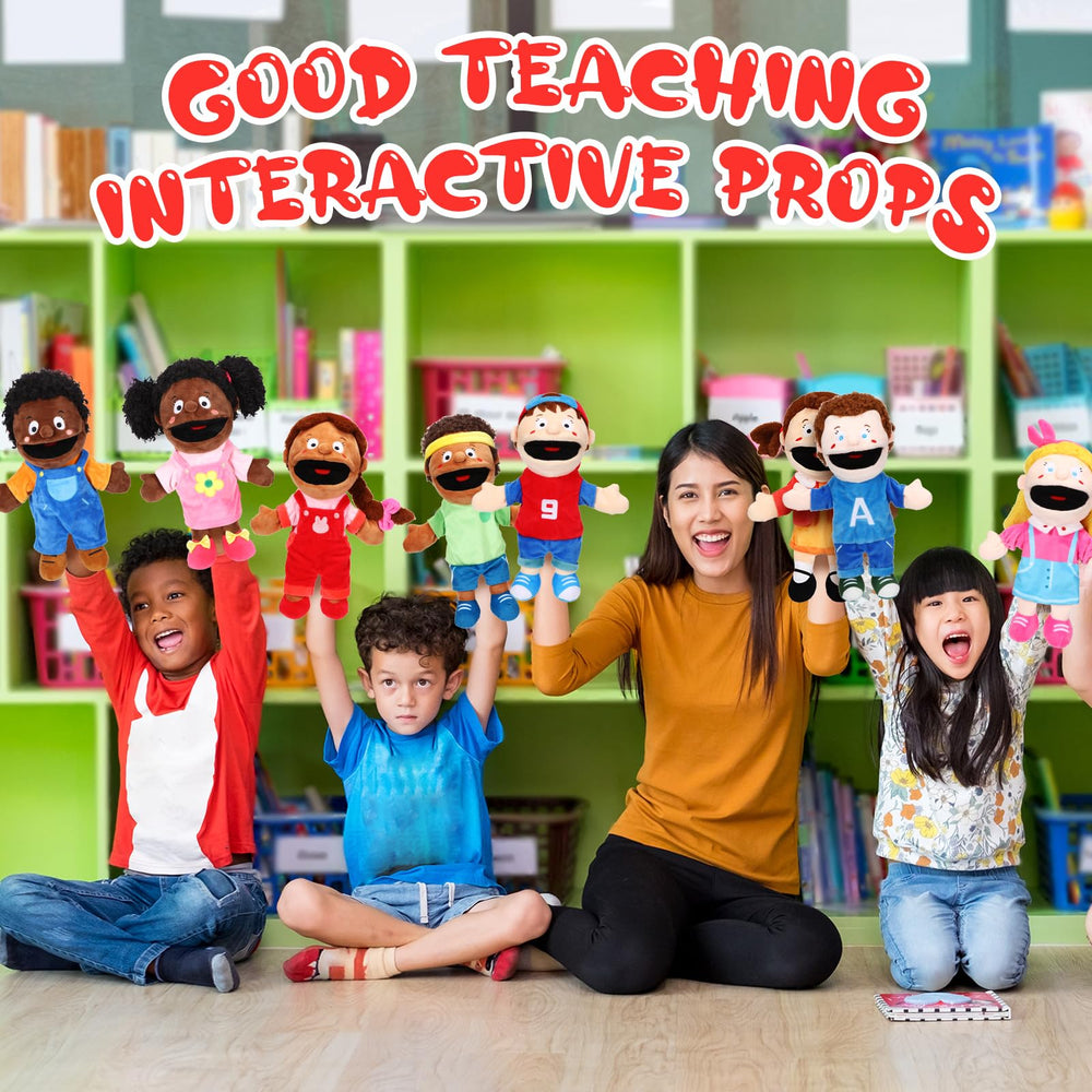 Lenwen puppets with open mouths boost interactive dialogue during play