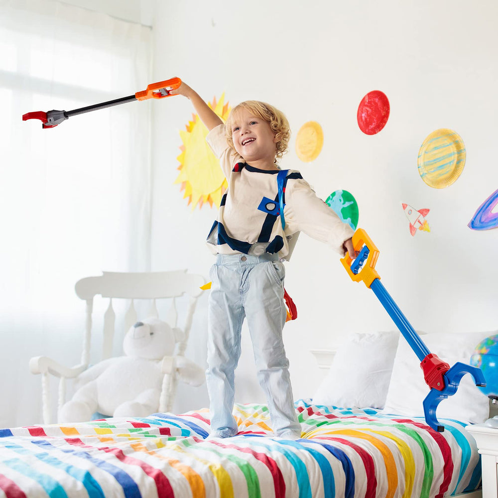 Lewtemi multicolor grabber toy engages kids in interactive pretend play.