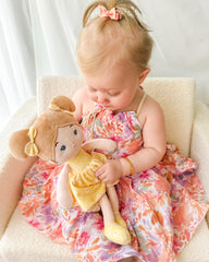 LeyaDoll flexible limbs encourage imaginative play adventures.