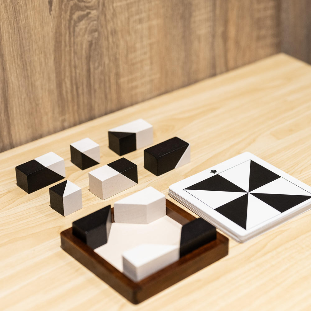 Lingle spatial-thinking puzzle emphasizes geometry and strategic planning.