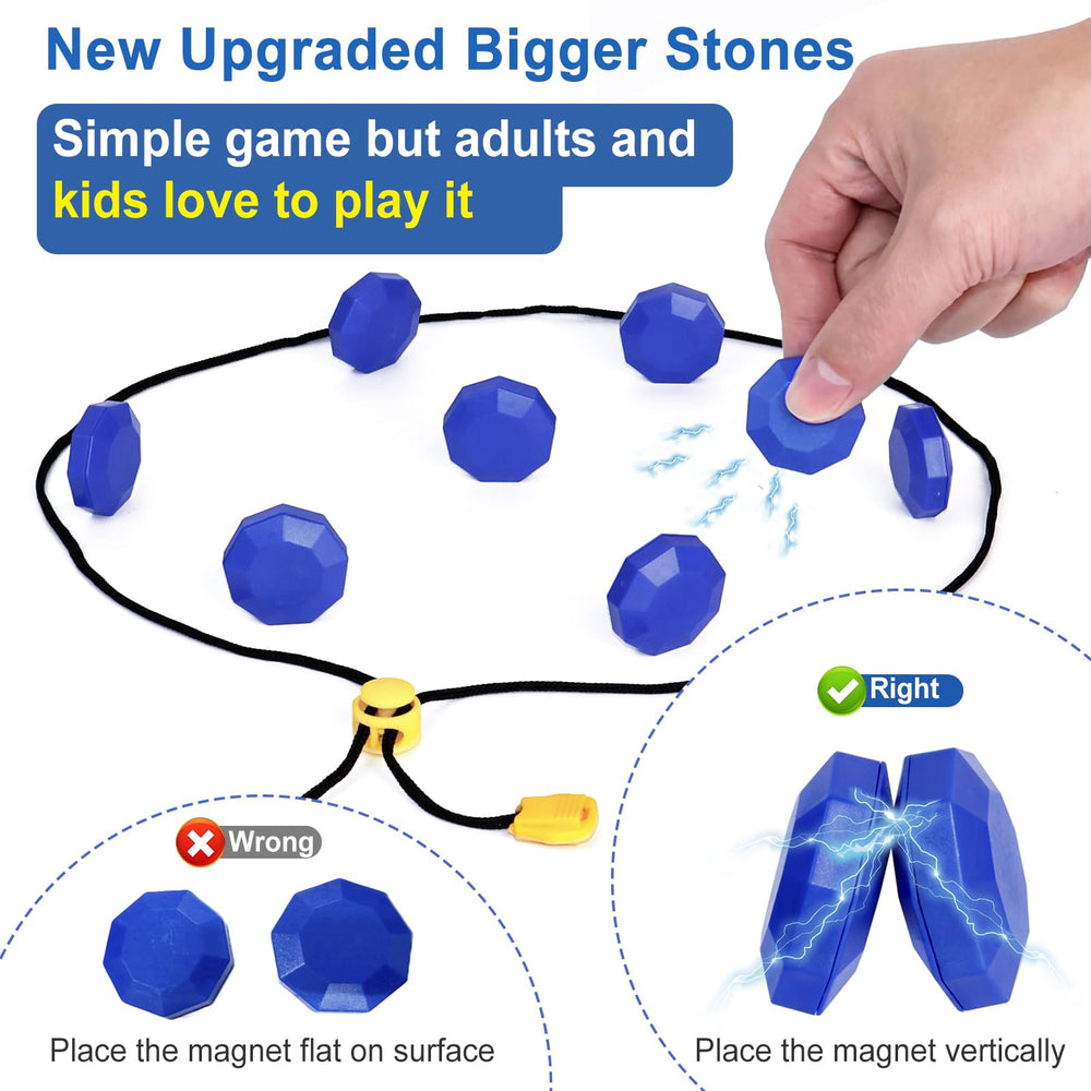 LITTLE YIFINI compact case keeps pieces organized for on-the-go strategy