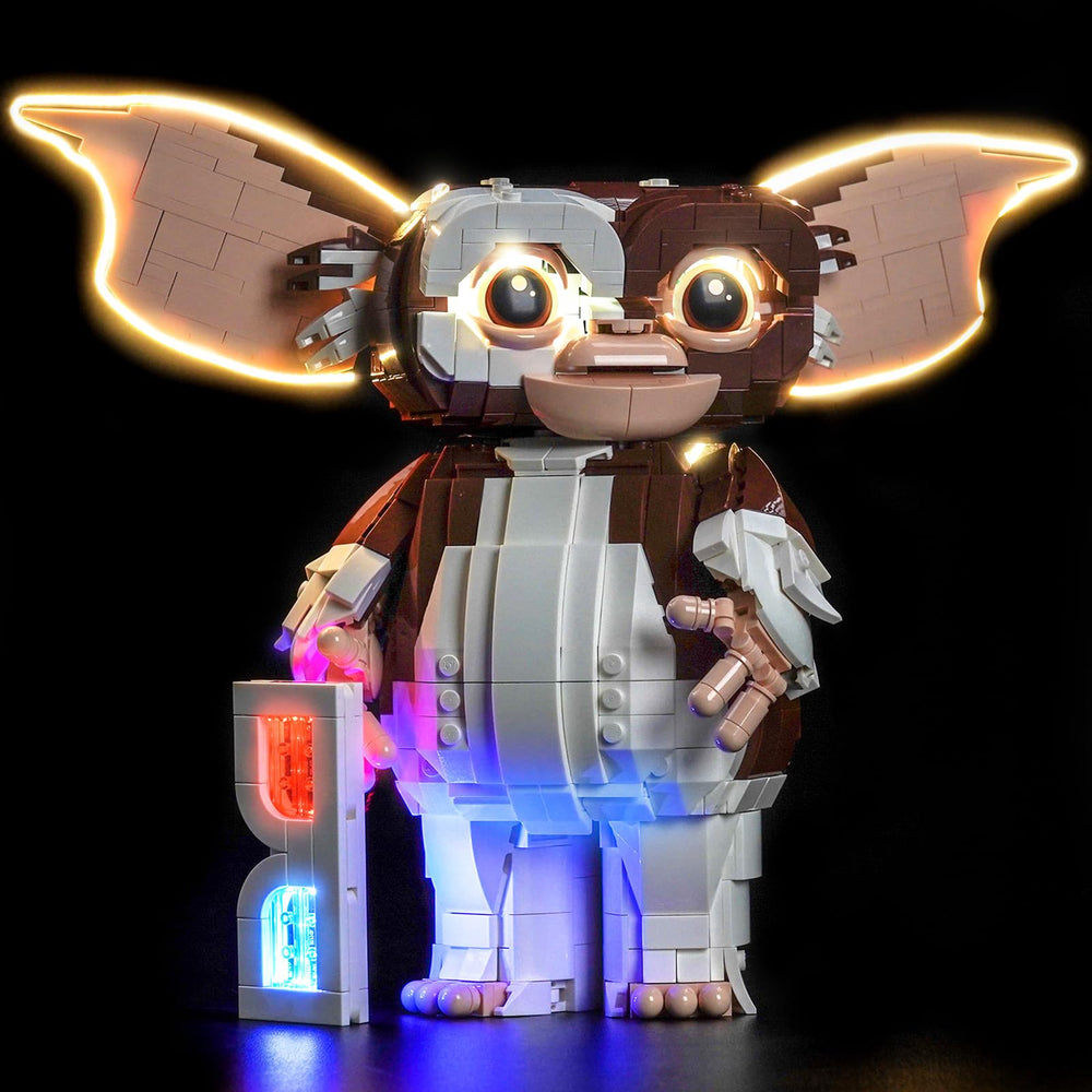 Locolee Gremlins Gizmo light kit front view enhances display with subtle, authentic glow.