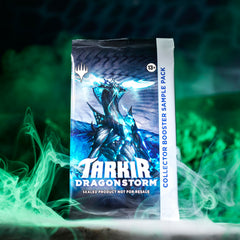 Magic: The Gathering Tarkir Temur Roar deck box for organized storage.