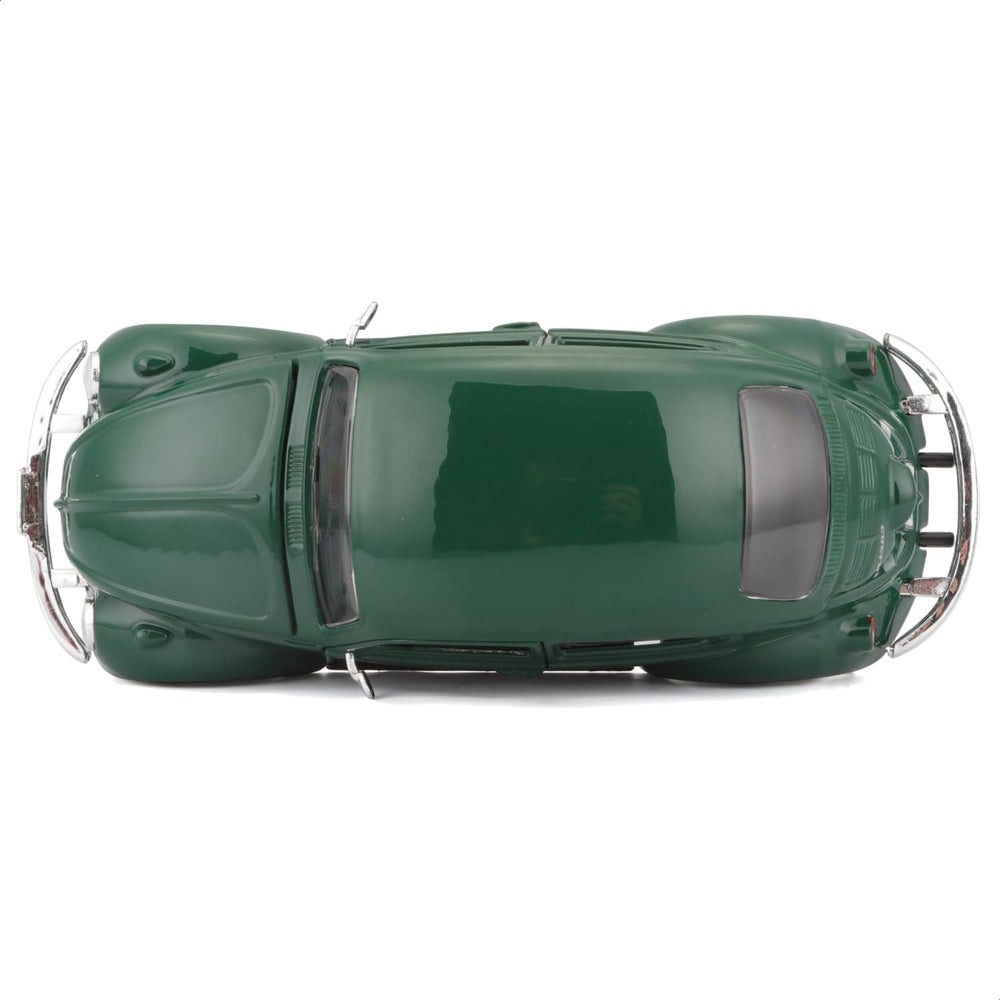 Maisto 1:24 SE Beetle, detailed chassis shot, accurate scale craftsmanship