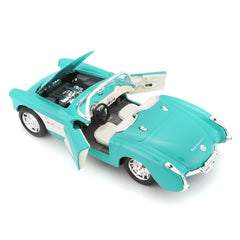 Maisto 1:24 Corvette turquoise side profile highlighting authentic proportions.