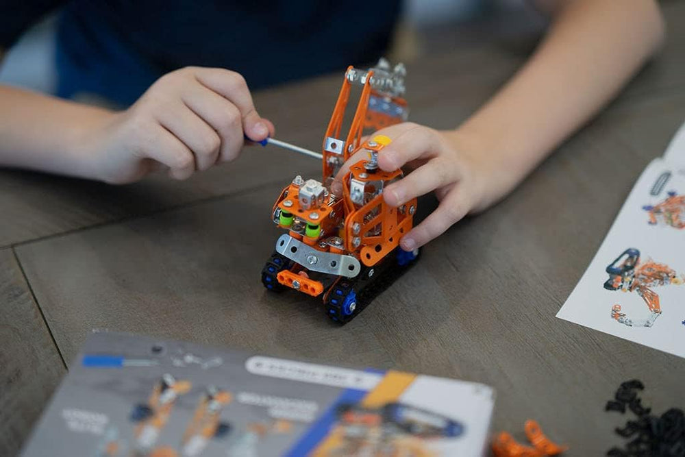 MALUVRIAN Erector Set advanced builders explore complex metal assembly