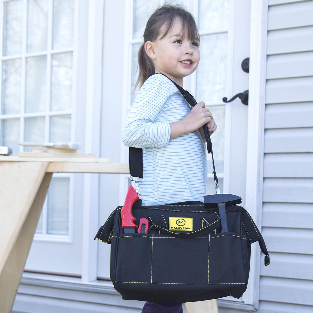 Maluvrian upgraded saw highlights real-world pretend play with sturdy, kid-sized precision.