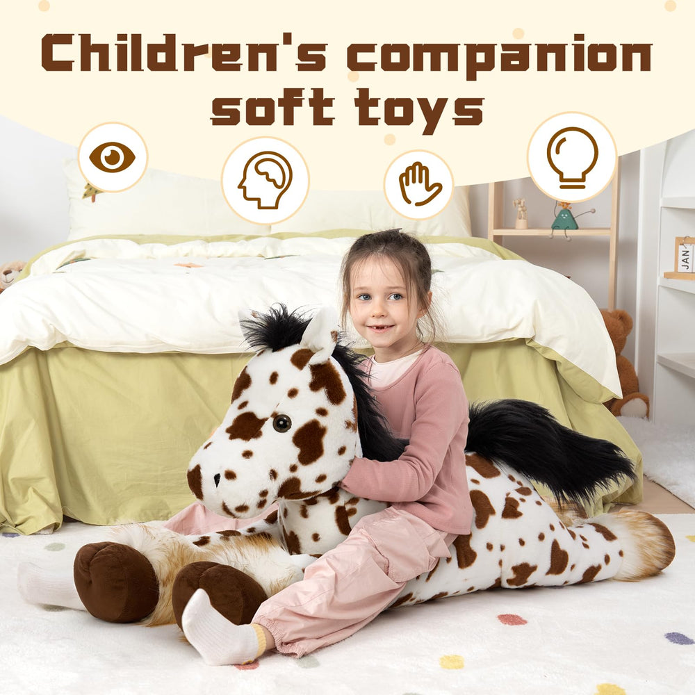MaoGoLan light brown socks on lower legs for decorative contrast