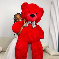 Maogolan Teddy Bear as Christmas decor adds festive charm to rooms.