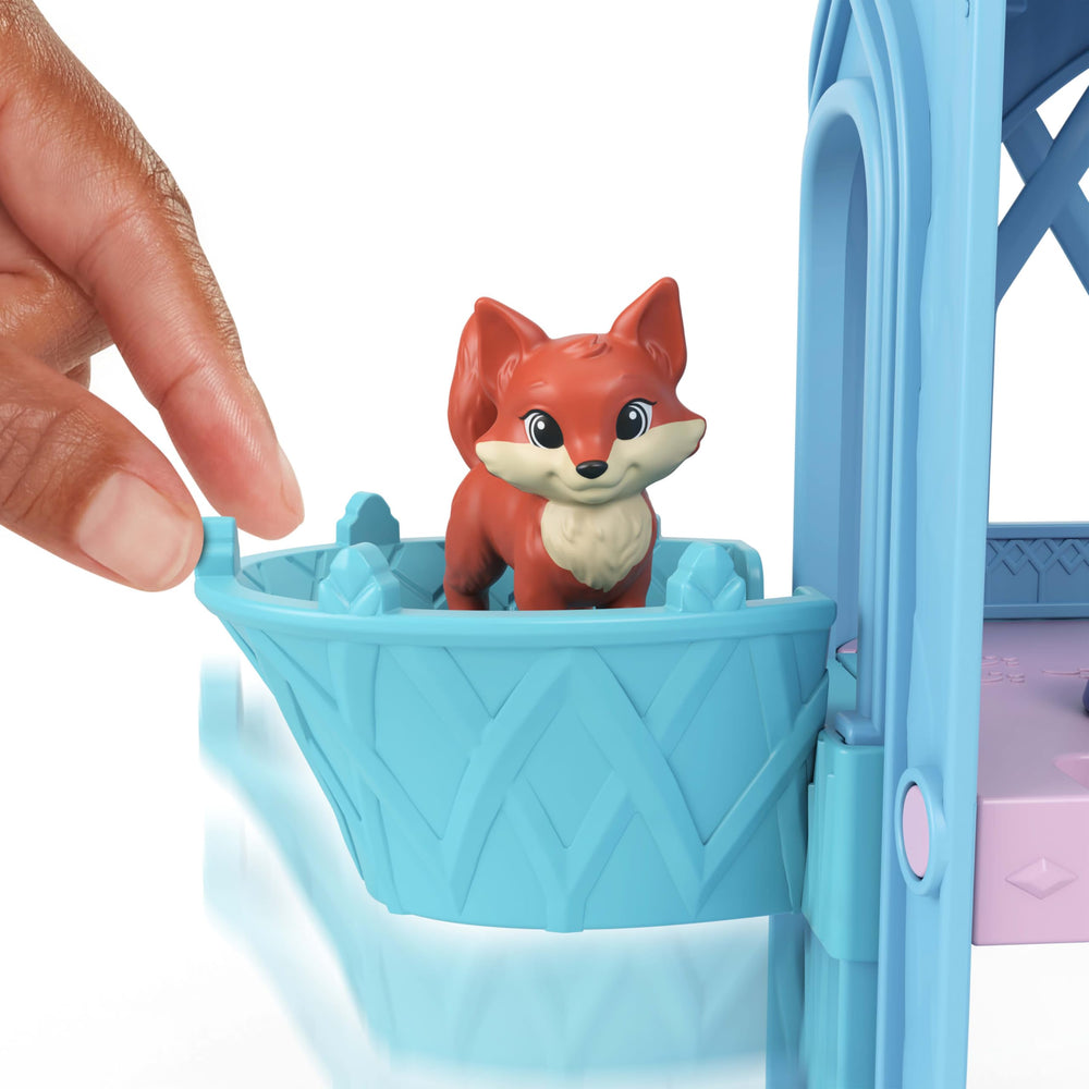 Mattel Disney Frozen Elsa cozy cabin area for cozy pretend stories