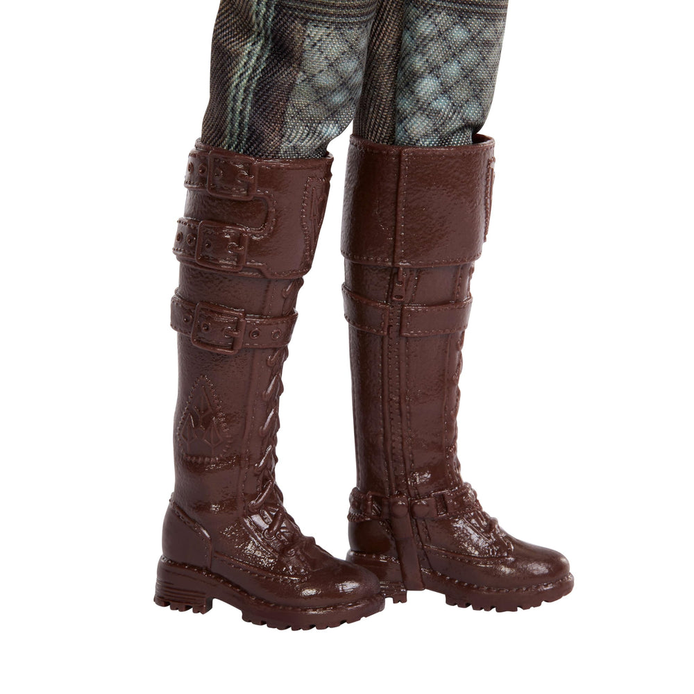 Mattel Disney Zombies 4 Willa Lykensen seven accessories set to enhance play scenes.