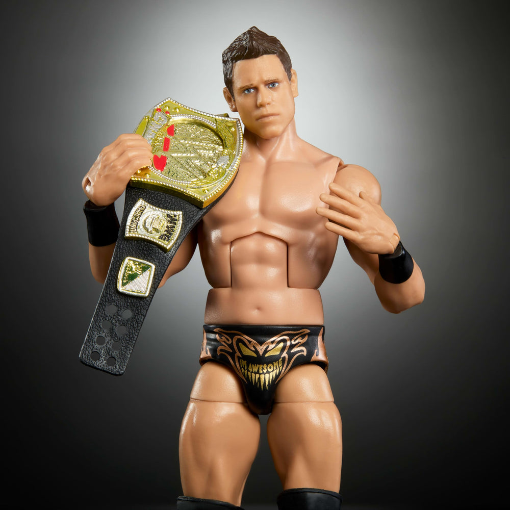 Mattel WWE Elite The Miz swappable hands for varied action scenes.
