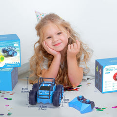 MaxTronic Amphibious RC car charging via USB-C for quick play