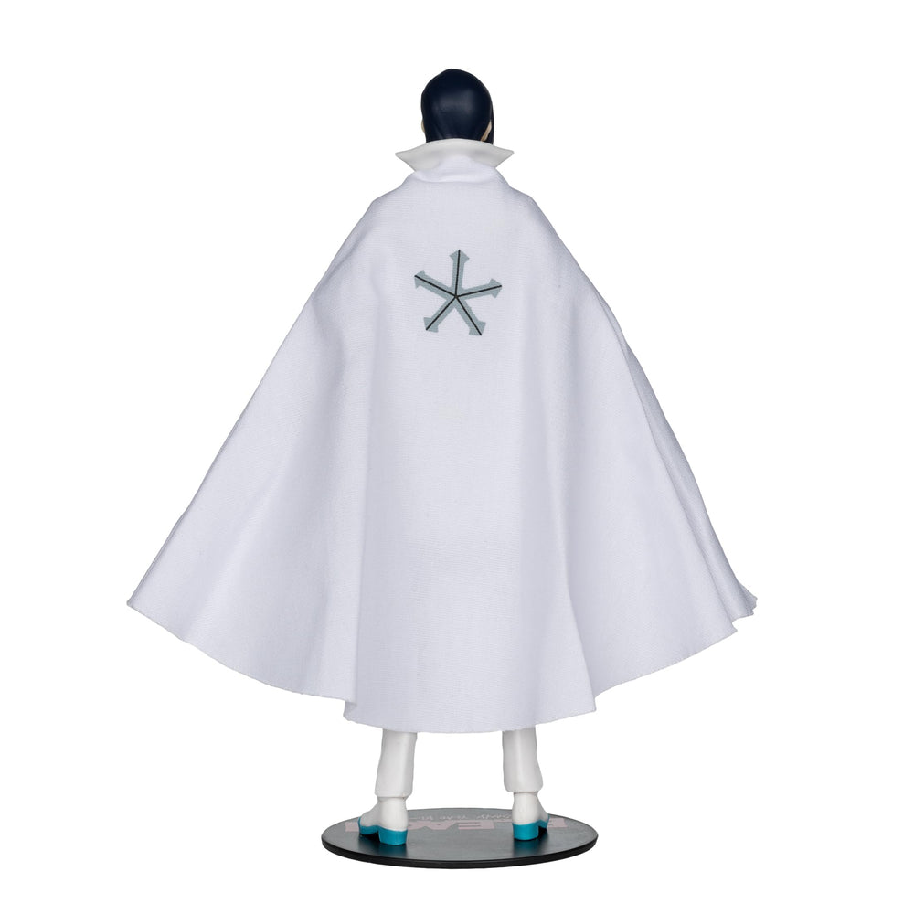 Display base provides stable setup for the Uryu Ishida figure