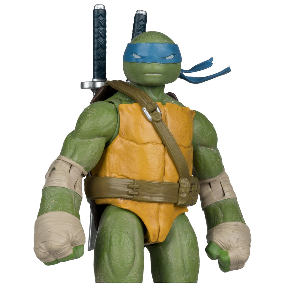 McFarlane Toys IDW-inspired Leonardo artwork for display and storytelling.