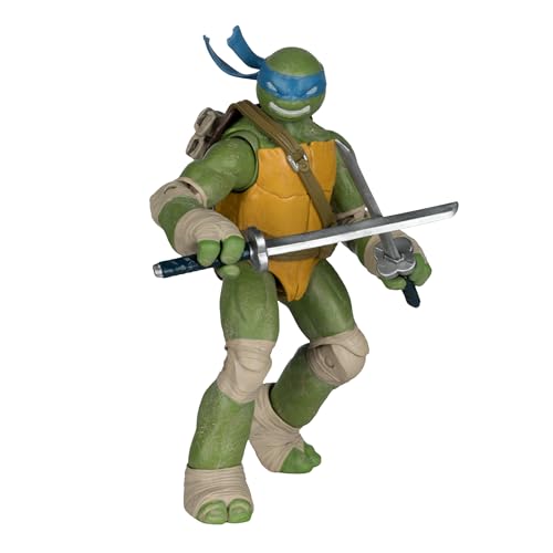 McFarlane Toys Leonardo swappable head for customizable pose and storytelling.