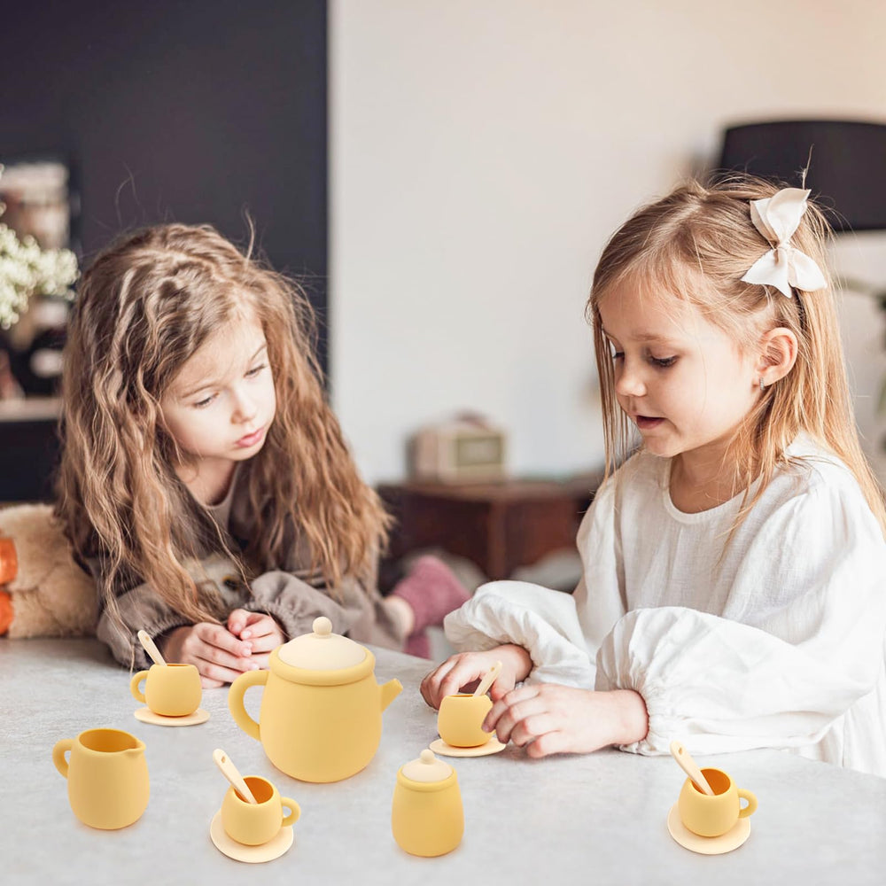 MCGMITT creamer container for playful serving moments