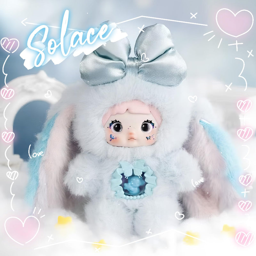 Mckkymi Nommi plush figure with gradient eyes for expressive decor