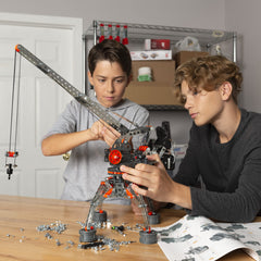 638-piece MECCANO set enables diverse, creative engineering projects.