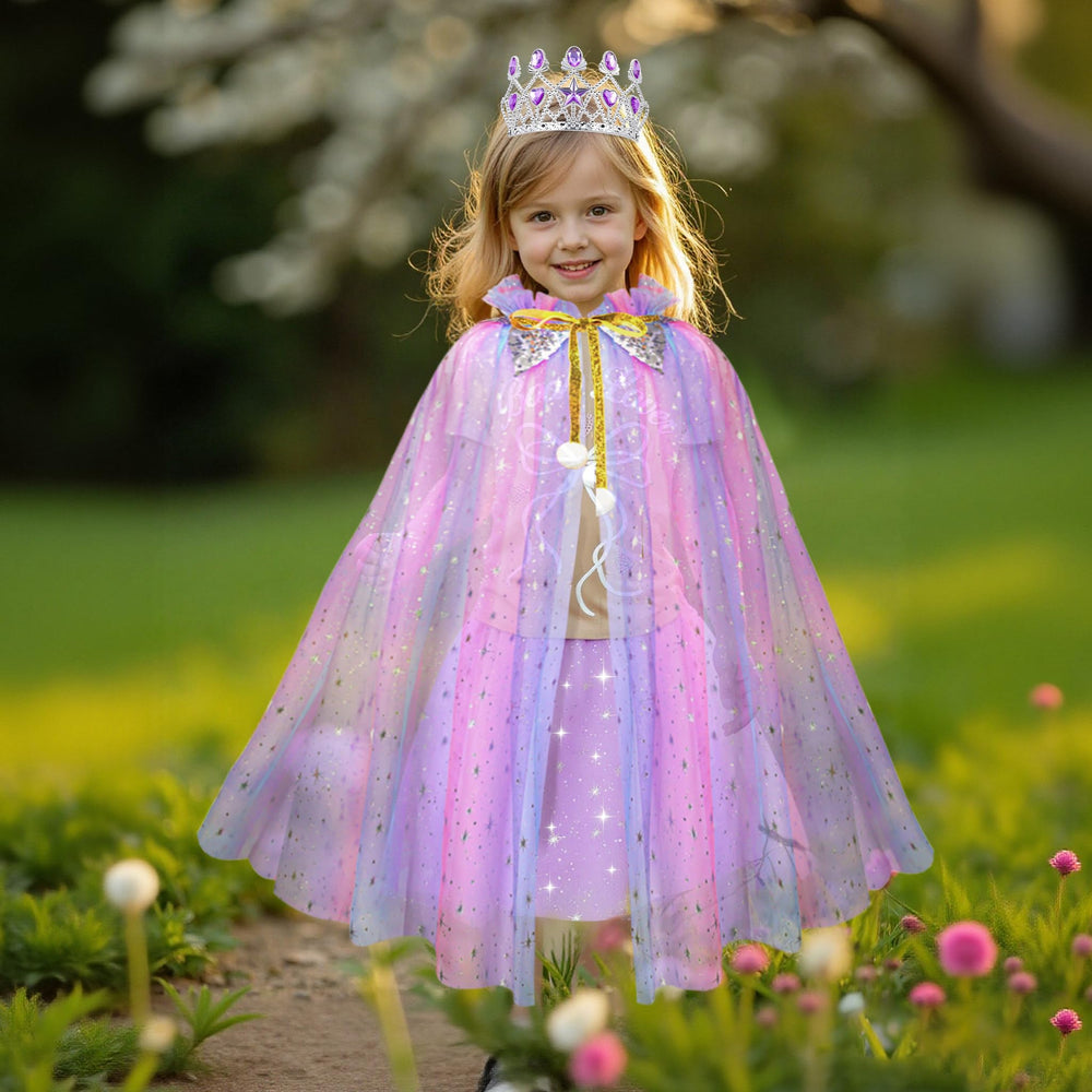 Meland dress-up purse adds practical charm to pretend parties.
