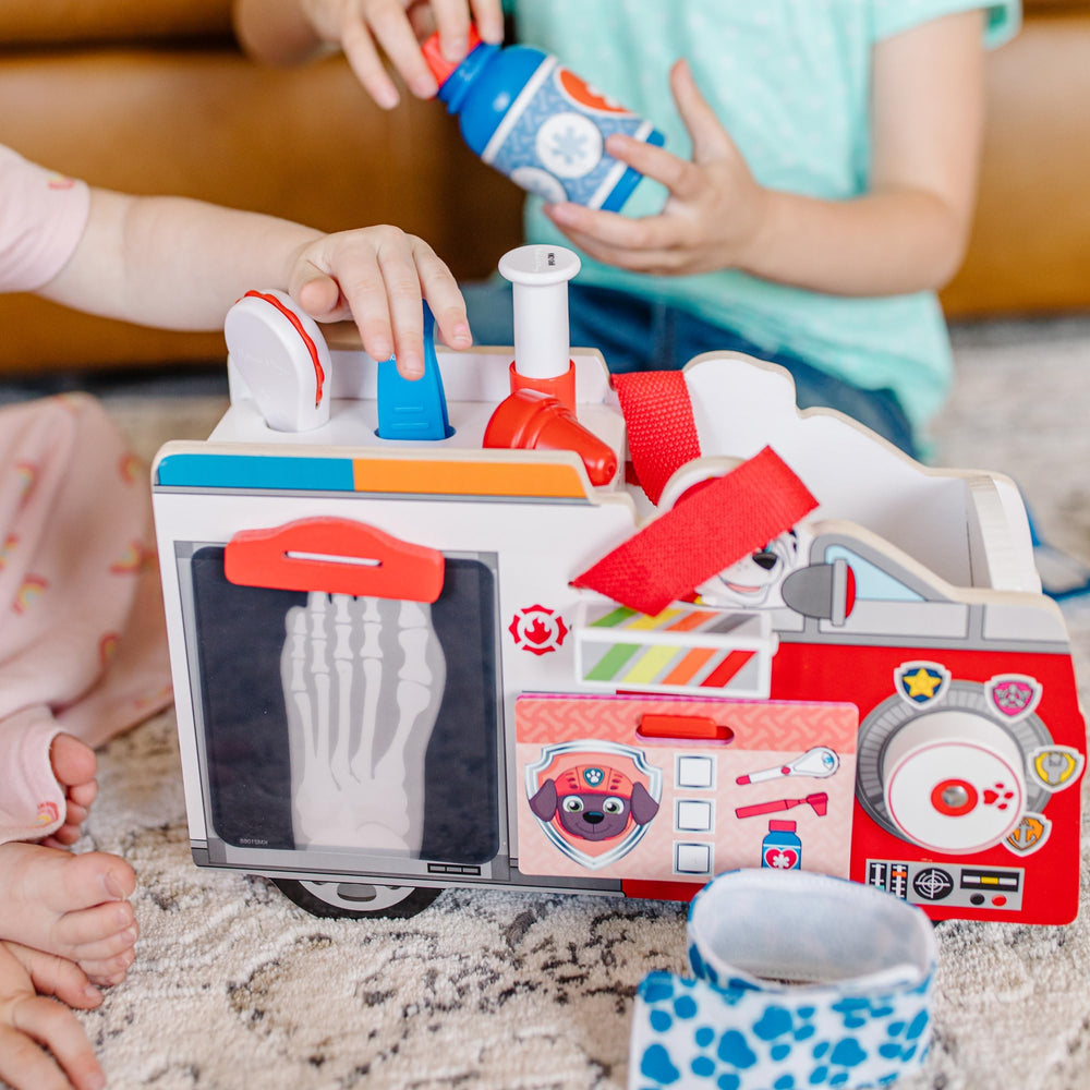 Melissa & Doug PAW Patrol scissors aid safe, detailed pretend care.