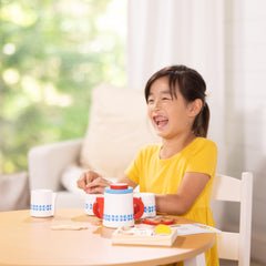 Placemat keeps playtime neat and collaborative for kids