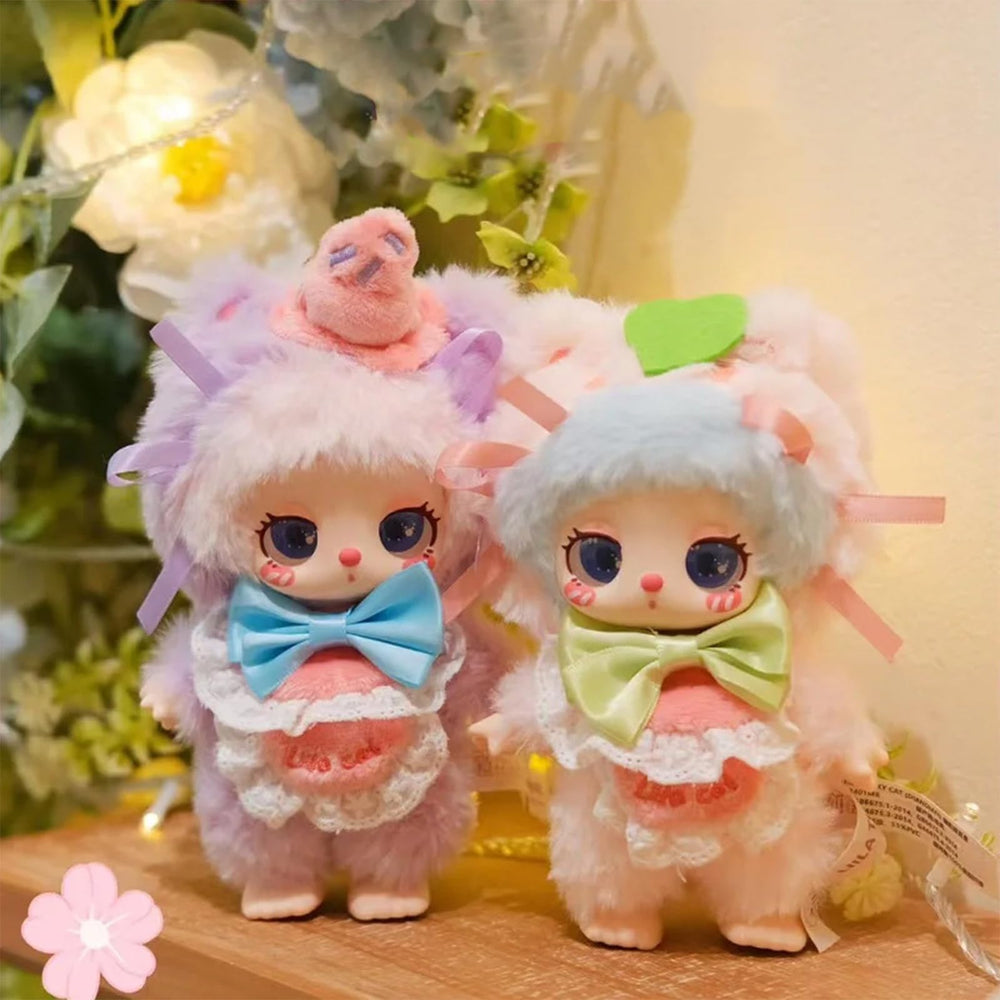 Meokro Liila V4 plush keychain attachment, portable cuteness