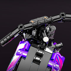 Mesiondy simulated support brackets add structural realism and sturdy display potential.