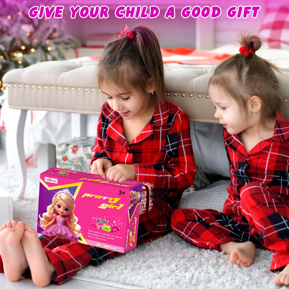 MINIFUN doll shoes and hangers keep outfits organized