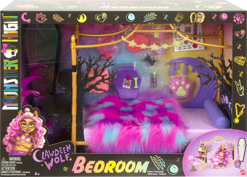 Monster High Clawdeen wall decor accents the room.
