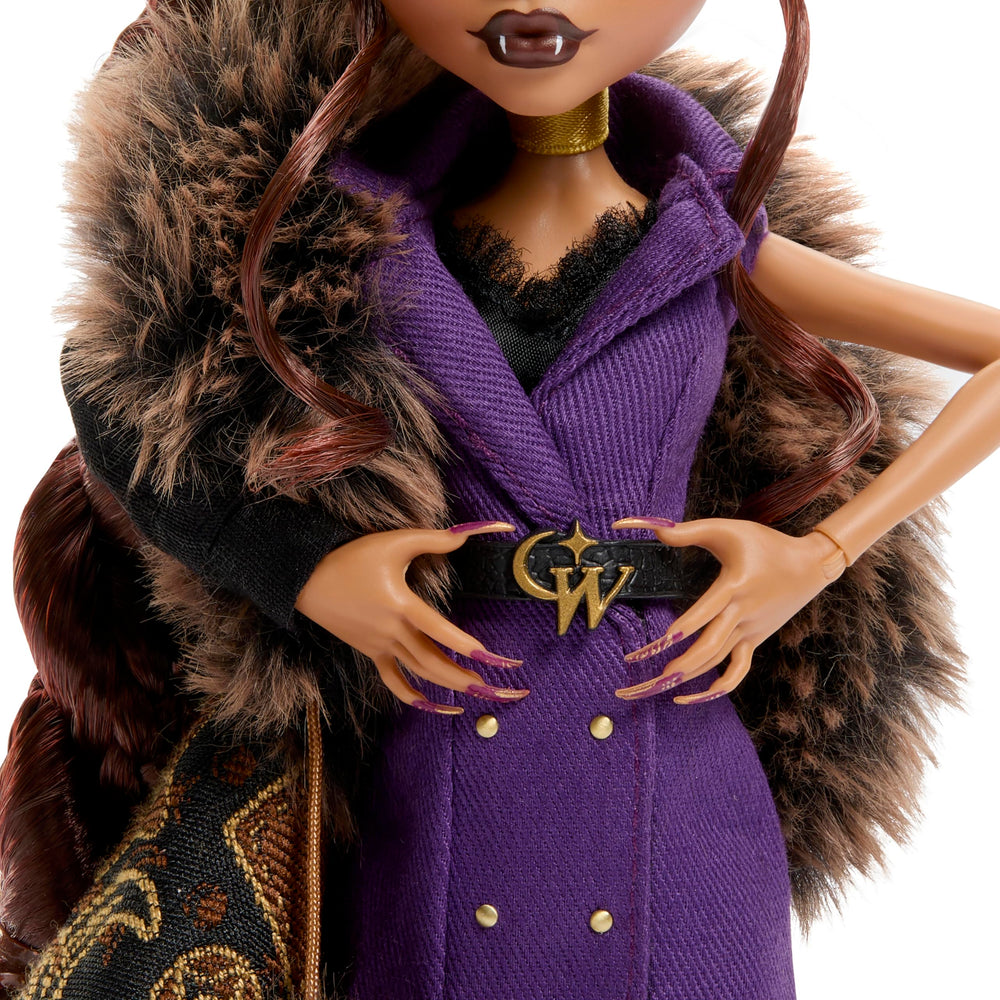 Monster High Clawdeen Wolf faux fur purse adds luxe detail.