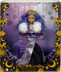 Monster High Clawdeen Wolf display-friendly packaging enhances gift-ready presentation.
