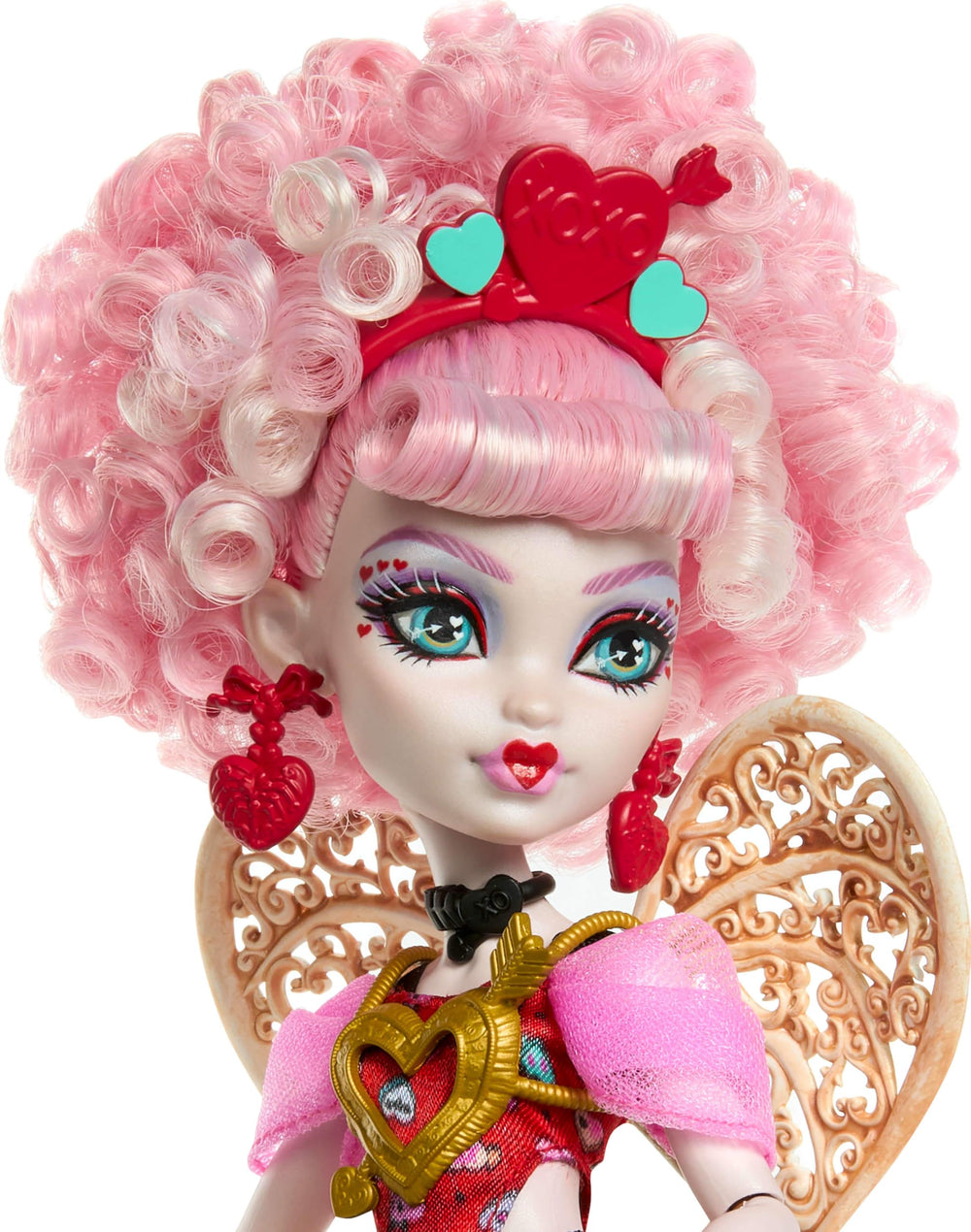 Monster High Cupid Asteria tote and eyeshadow palette enable stylish doll prep.