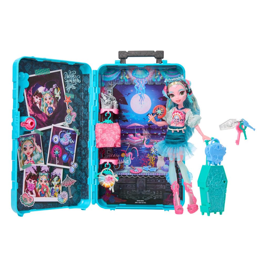 Vacation-ready clothes and accessories for Lagoona's gore-geous oasis look.