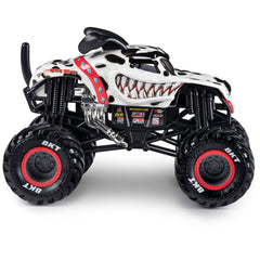 Dalmatian die-cast truck with BKT tires for grip during play.
